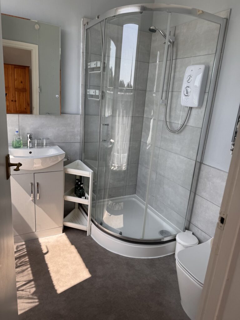 shower room 3